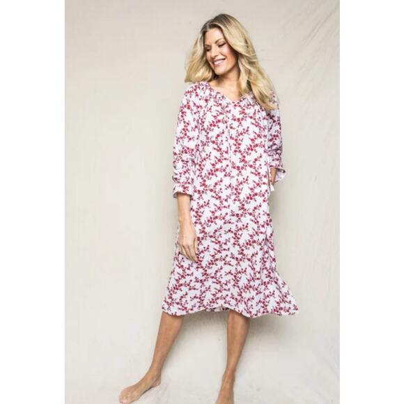 Petite Plume Delphine Red Floral Nightgown NWT Sz. L - Picture 1 of 6